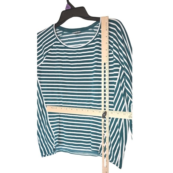 Chico's‎ Green/White Asymmetrical Striped Long Sleeve Ponte Top Size Med 1 - Picture 7 of 8